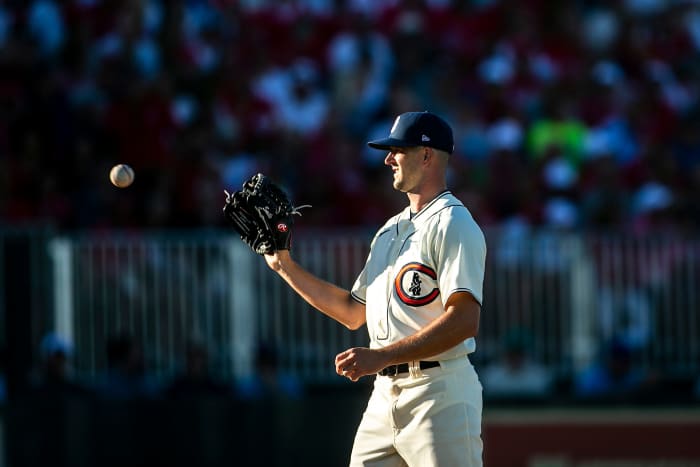 Drew Smyly pitching against the Cincinnati Reds at the 2022 Field of Dreams Game.